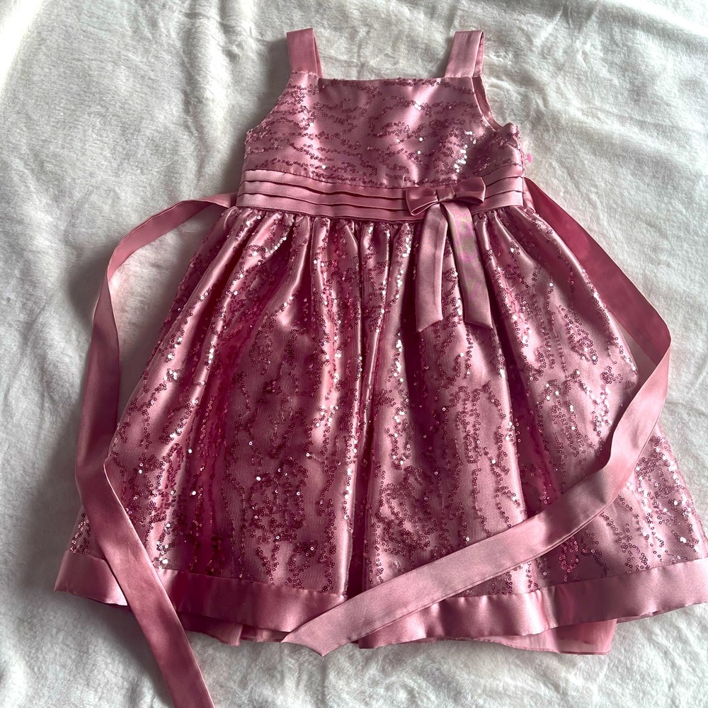 Girls special occasion dress. Rose pink. Size 6